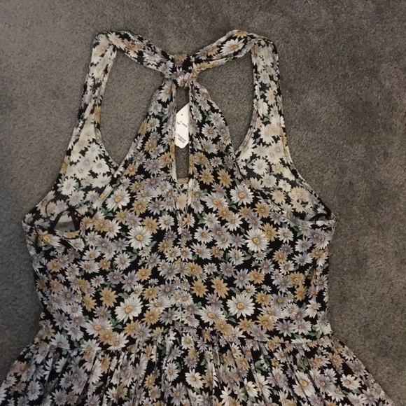 🌻 Sunflower Dress 🌻 - Picture 3 of 5